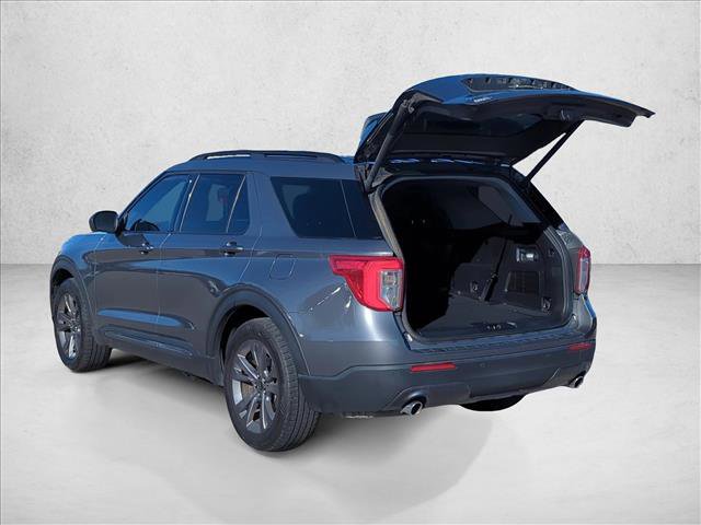 Certified 2021 Ford Explorer XLT w/ Equipment Group 202A image 6