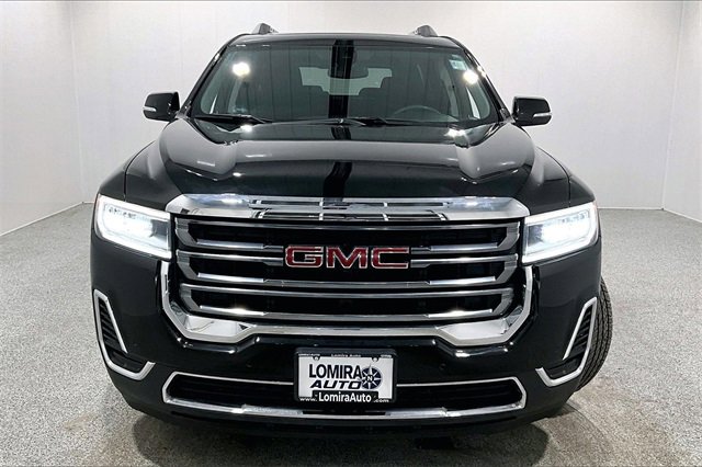 Used 2023 GMC Acadia SLE w/ LPO, Black Accent Package image 2