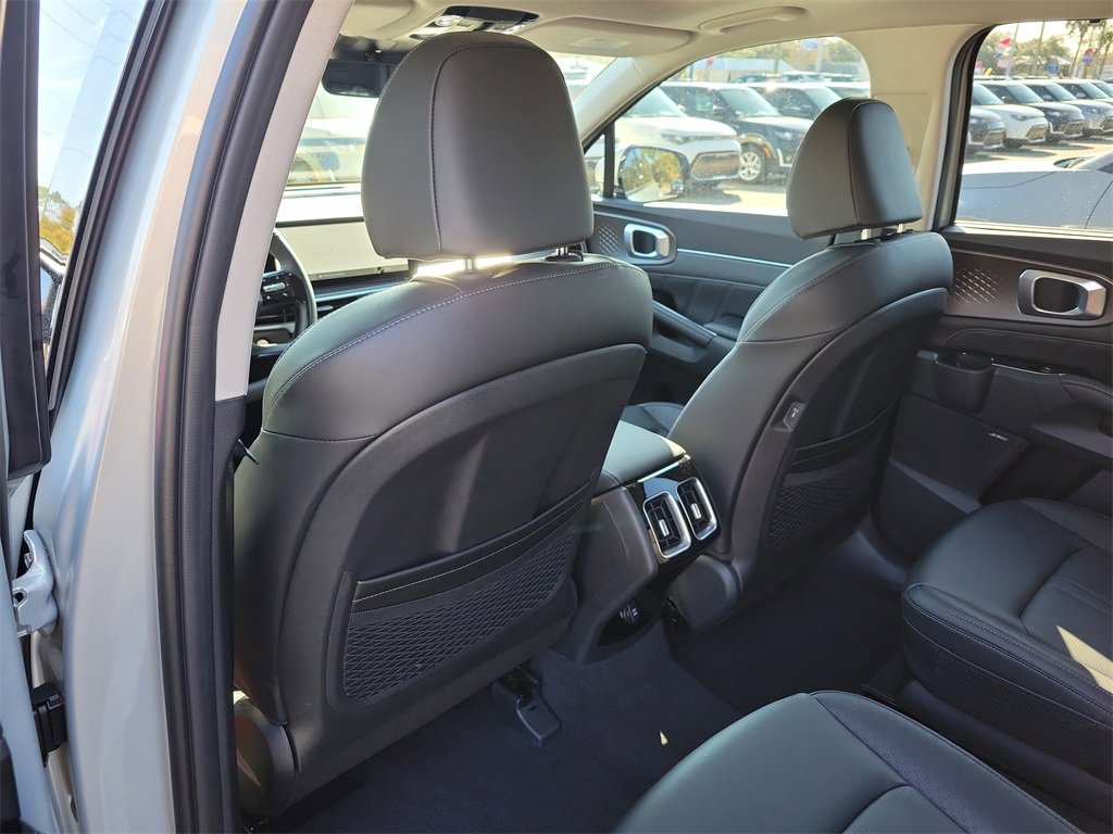 New 2026 Kia Sorento SX image 17