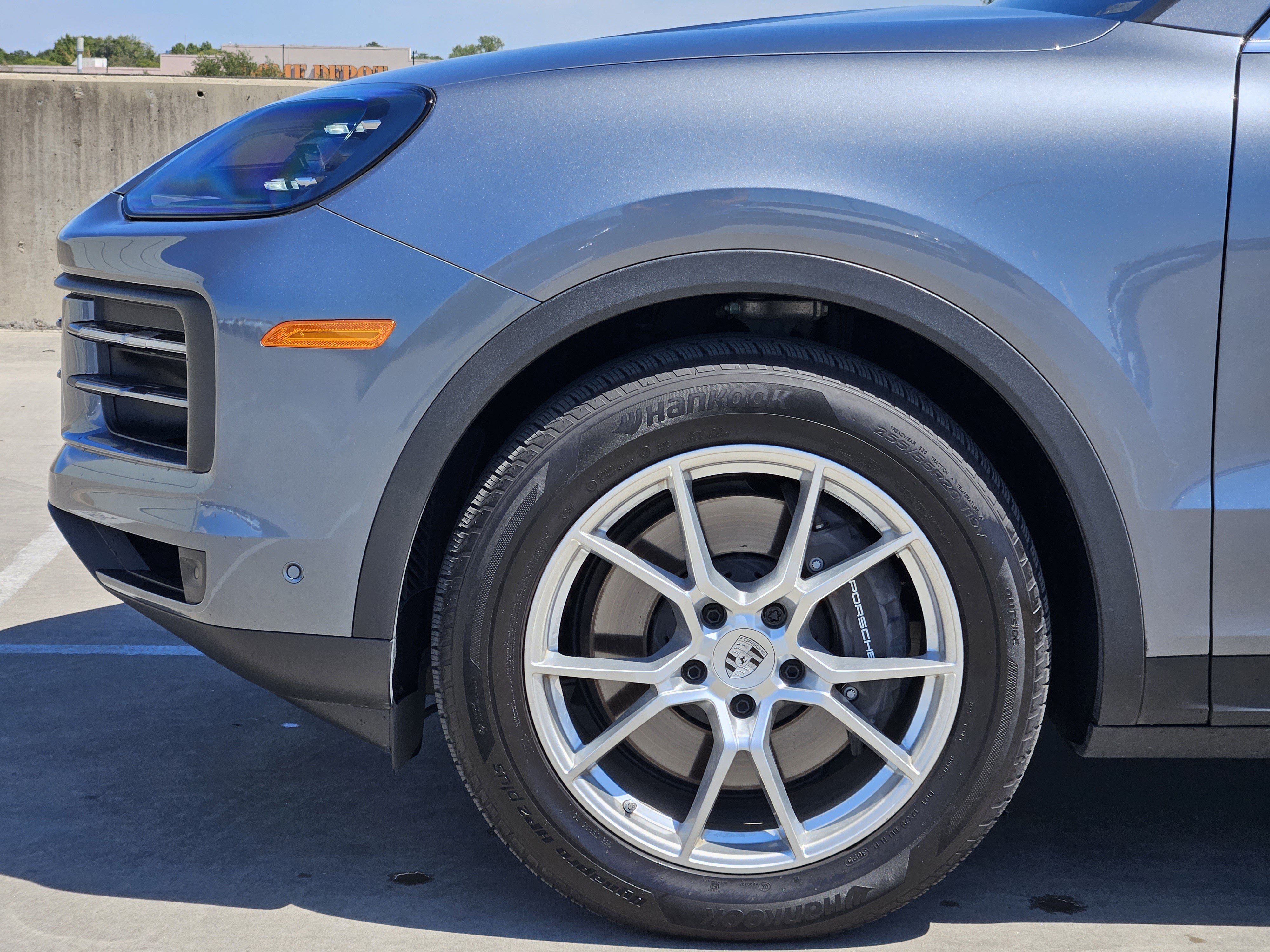Certified 2026 Porsche Cayenne AWD/4WD image 13