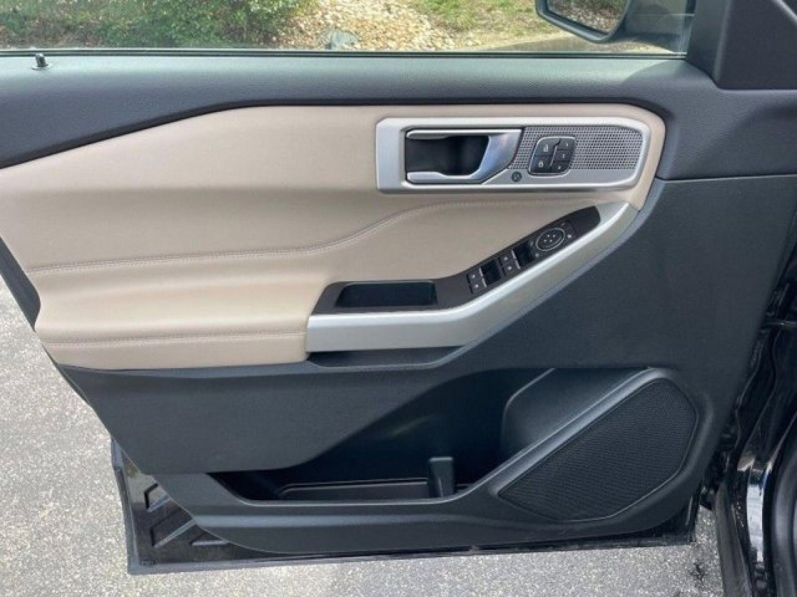 Used 2021 Ford Explorer Limited w/ Equipment Group 301A image 42