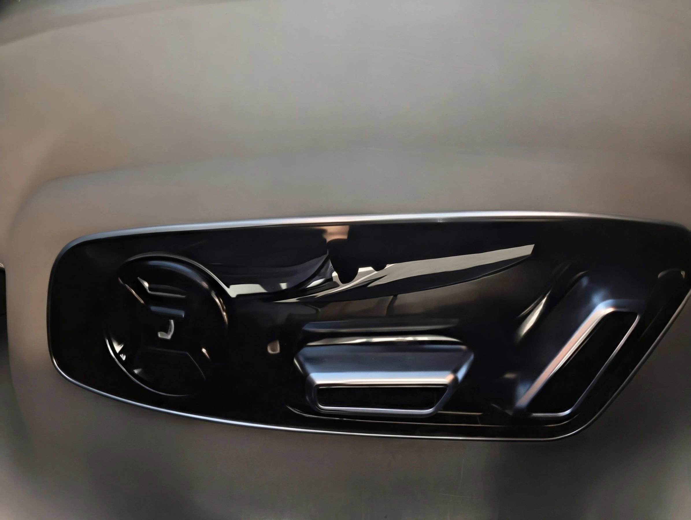 Used 2019 Audi A8 L 3.0T w/ Executive Package image 26