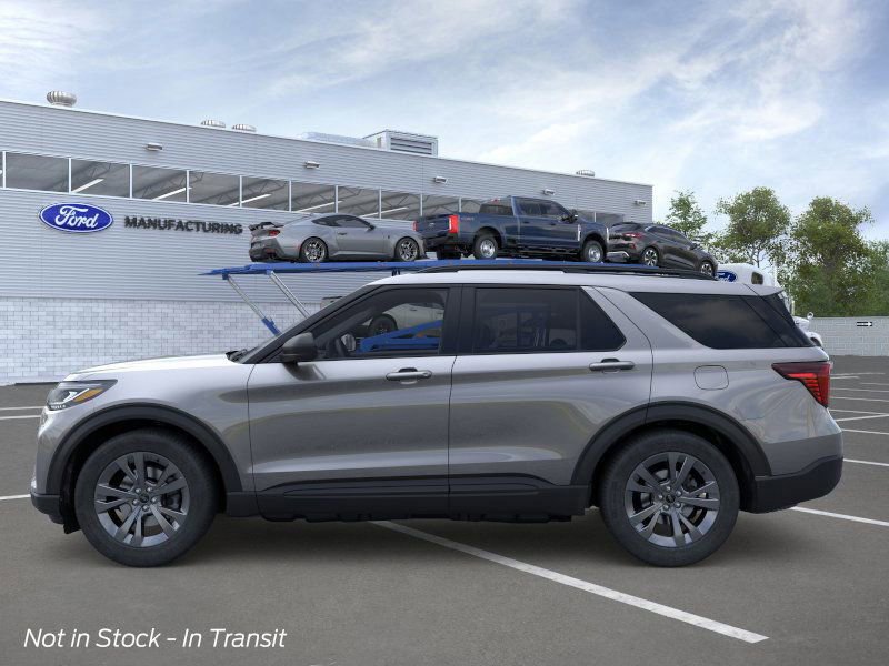 New 2026 Ford Explorer Active AWD/4WD image 3