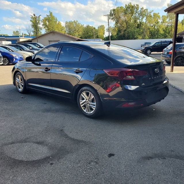 Used 2019 Hyundai Elantra SEL w/ Cargo Package FWD image 4