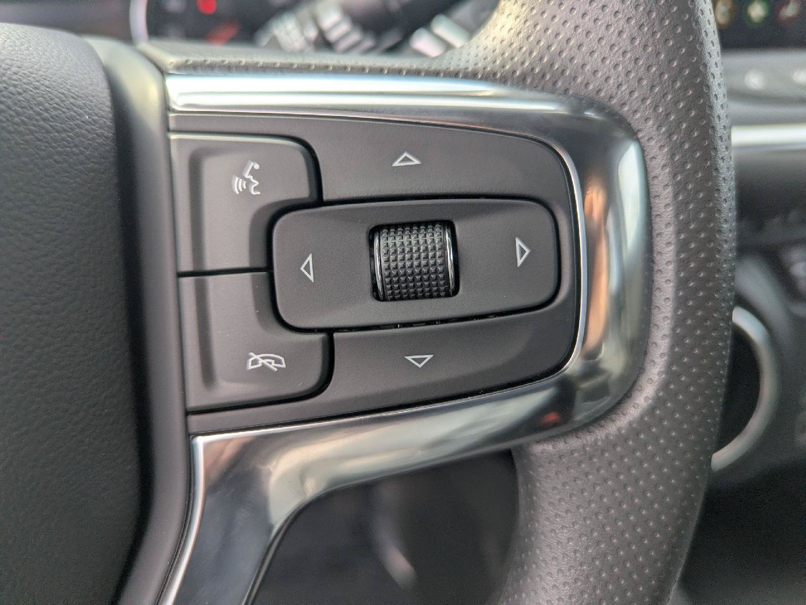 New 2026 Chevrolet Blazer LT w/ Midnight/Sport Edition AWD/4WD image 46