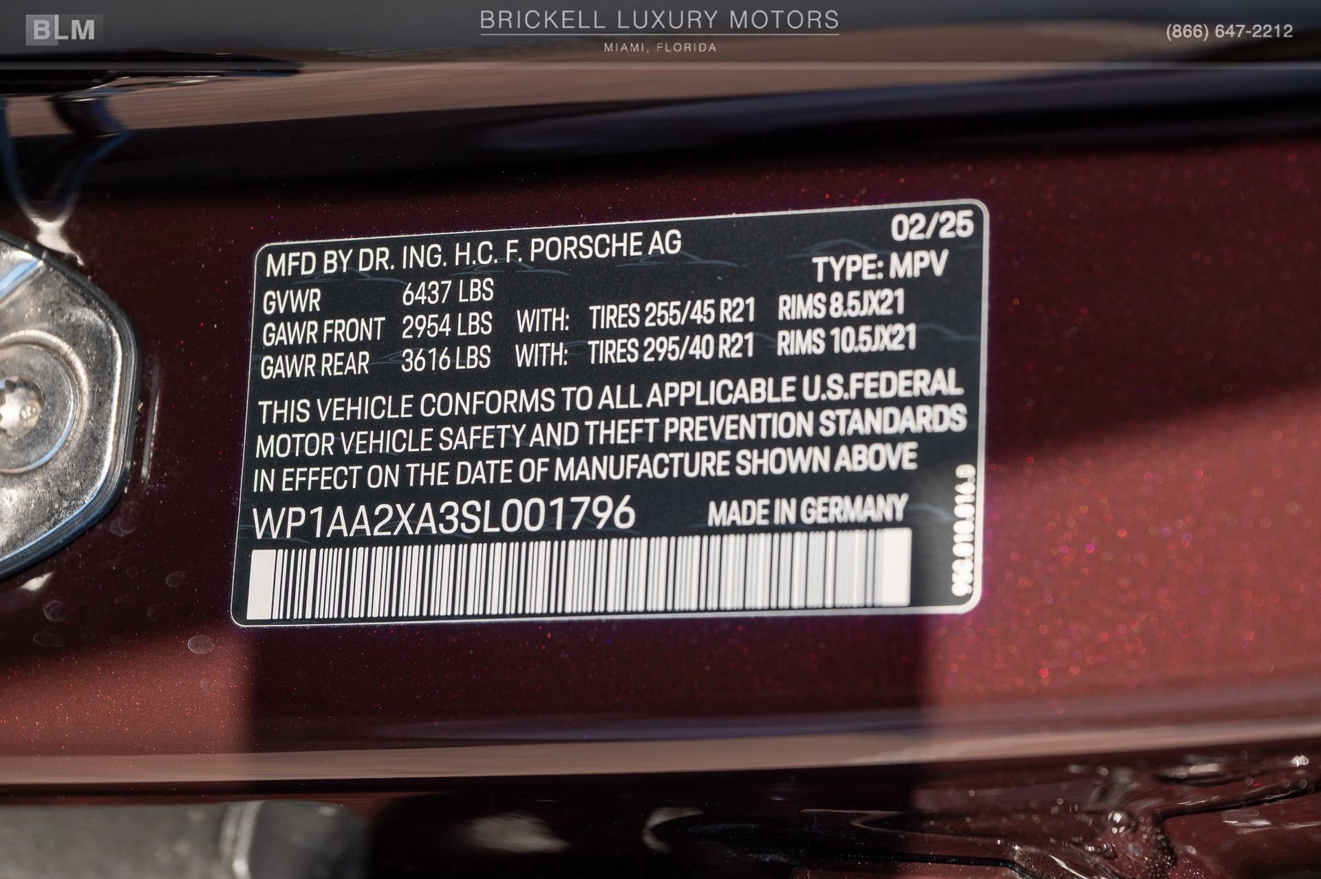 Used 2025 Porsche Macan 4 Electric image 67