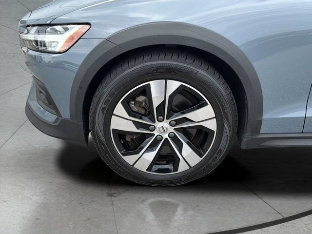 Used 2024 Volvo V60 B5 Cross Country Plus AWD/4WD image 29