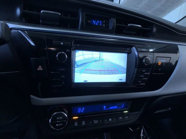 Used 2015 Toyota Corolla LE image 28