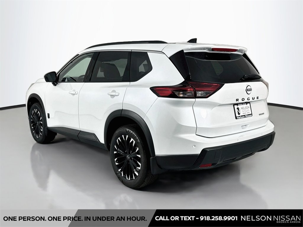 New 2026 Nissan Rogue Dark Armor FWD image 7