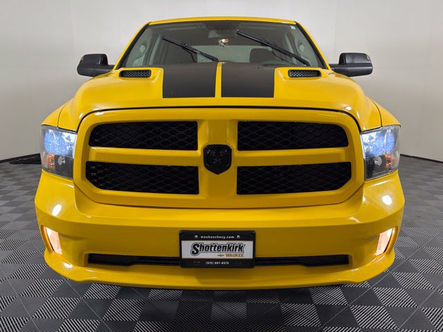 Used 2019 RAM 1500 Express w/ Wheel & Sound Group AWD/4WD image 3