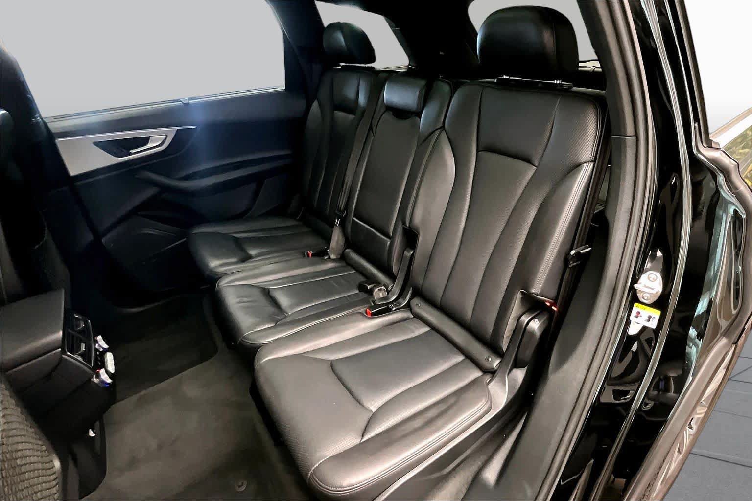 Used 2019 Audi Q7 2.0T Premium Plus w/ Premium Plus Package AWD/4WD image 19