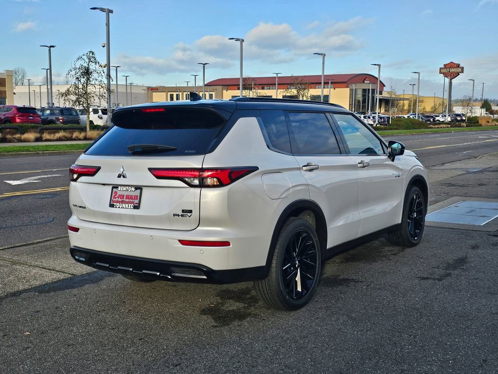 New 2025 Mitsubishi Outlander SEL Black Edition image 5