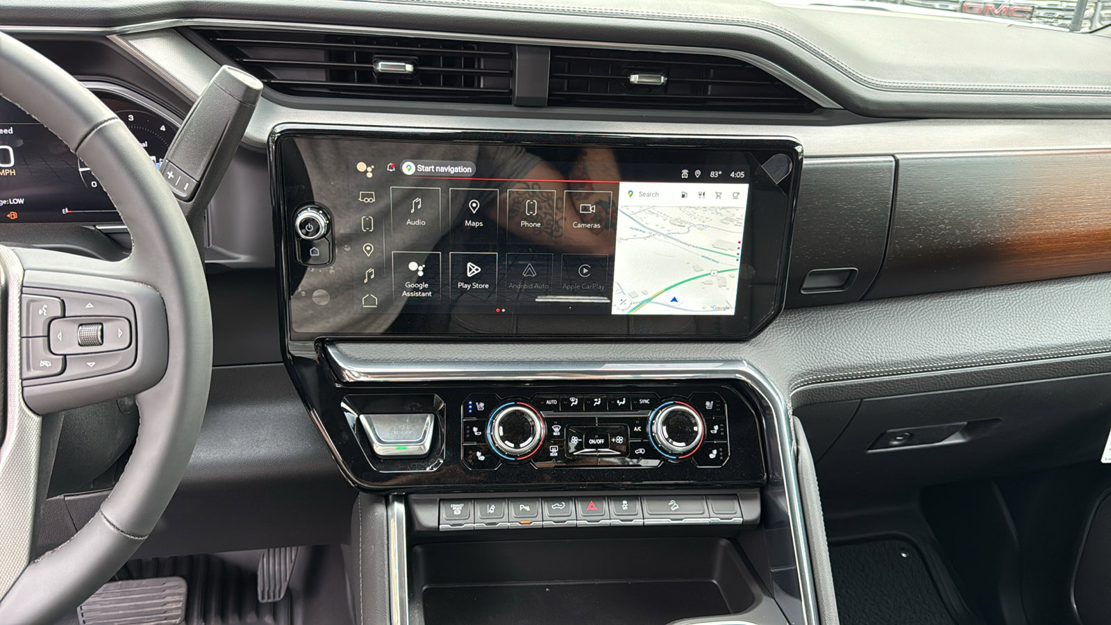 New 2026 GMC Sierra 2500 Denali w/ Denali Reserve Package image 17