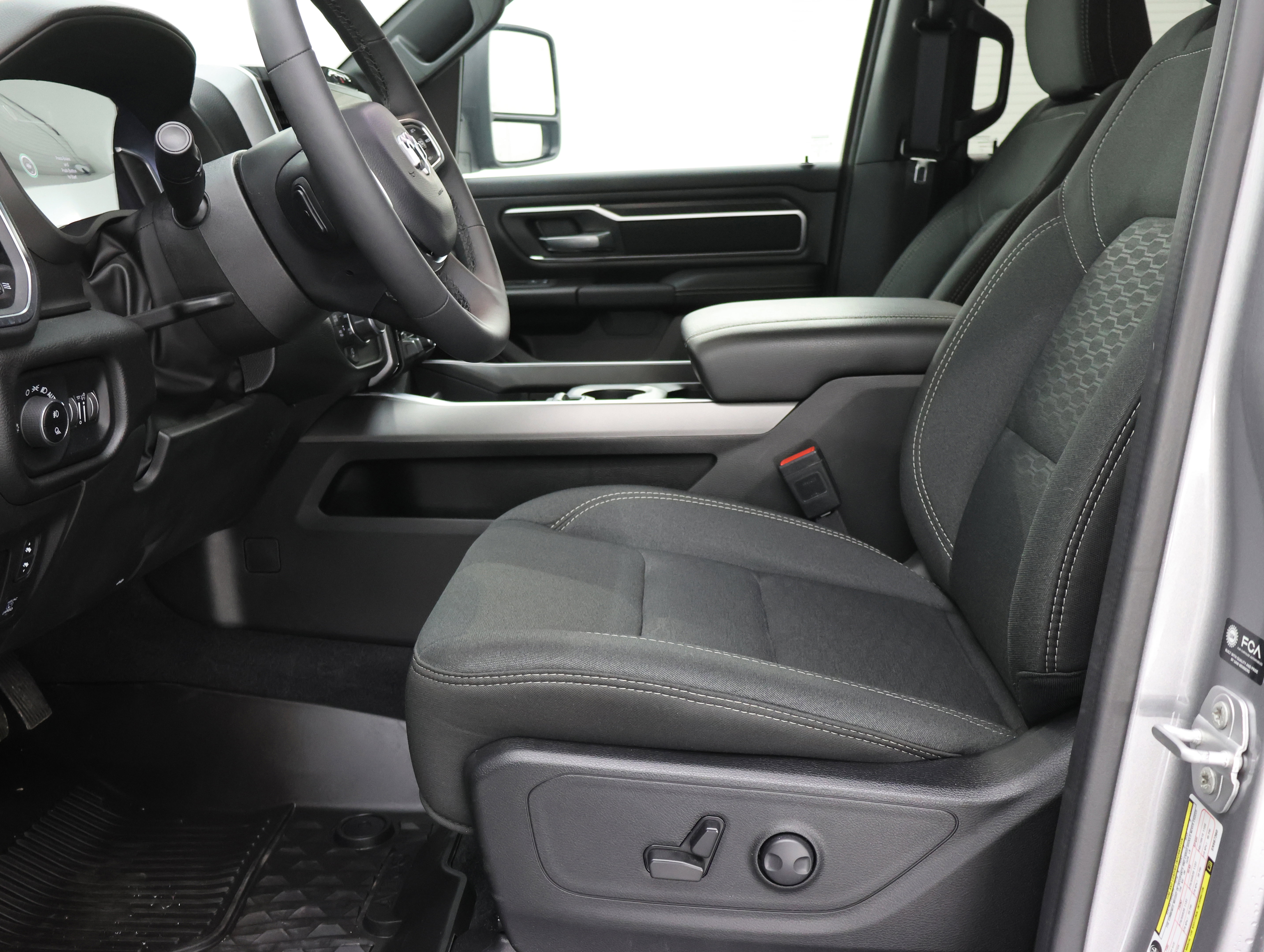 Used 2025 RAM 1500 Big Horn image 8