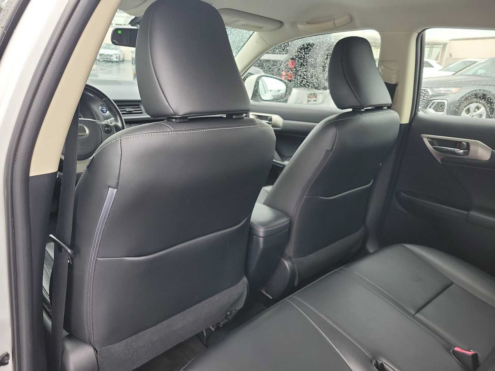 Used 2016 Lexus CT 200h w/ Accessory Package 2 FWD image 17