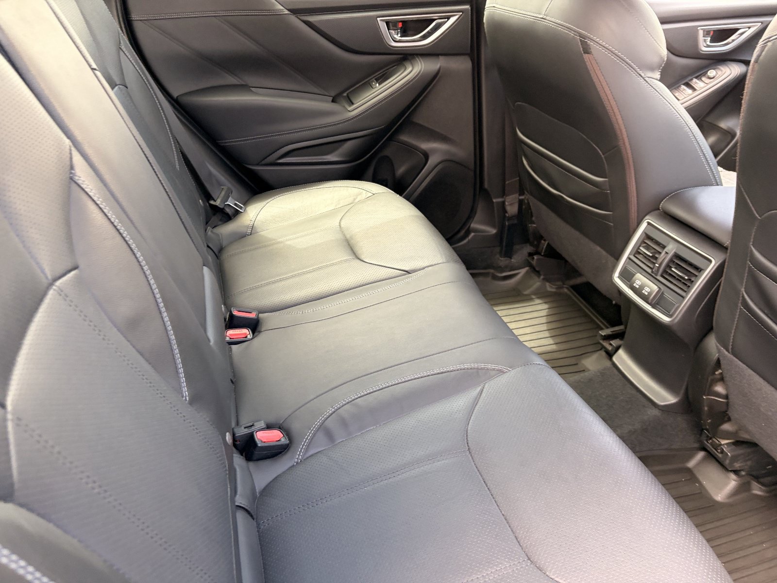 Used 2020 Subaru Forester Limited w/ Popular Package #3 AWD/4WD image 14
