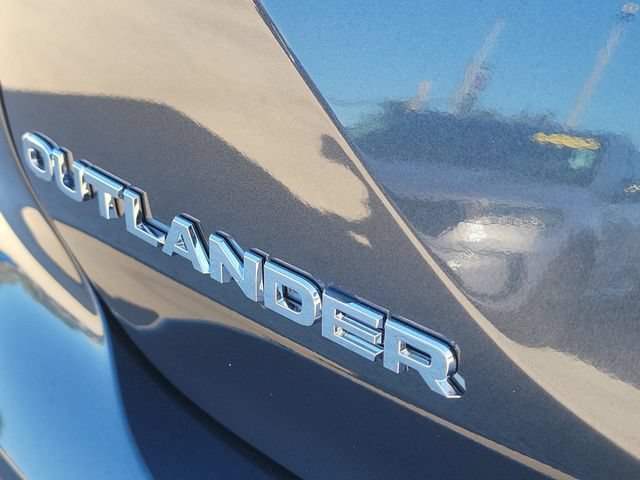 New 2026 Mitsubishi Outlander SE FWD image 10