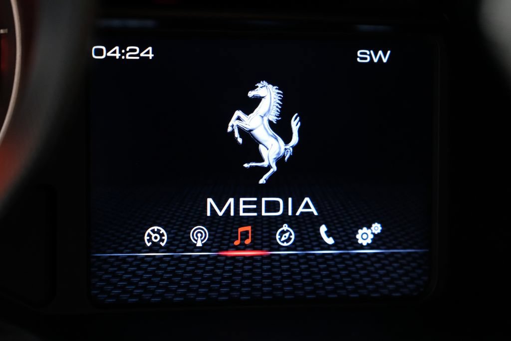 Used 2022 Ferrari F8 Tributo RWD image 28