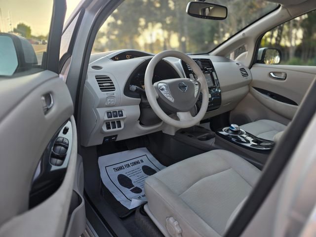 Used 2012 Nissan Leaf SL FWD image 22