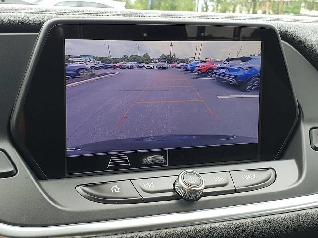 Used 2022 Chevrolet Blazer LT FWD image 27