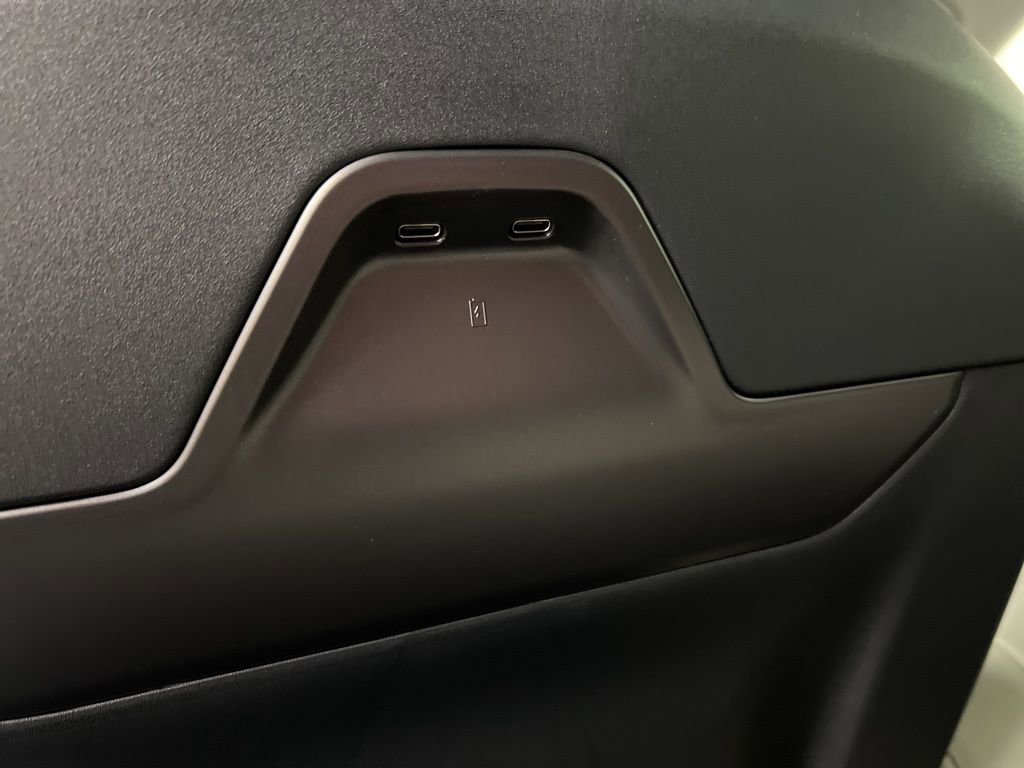 Used 2026 Lincoln Nautilus Premier w/ Equipment Group 102A image 37