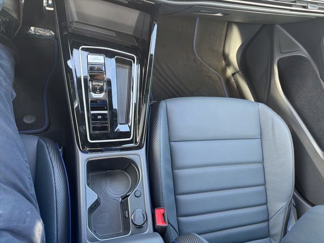 New 2026 Volkswagen Golf 2.0T image 13