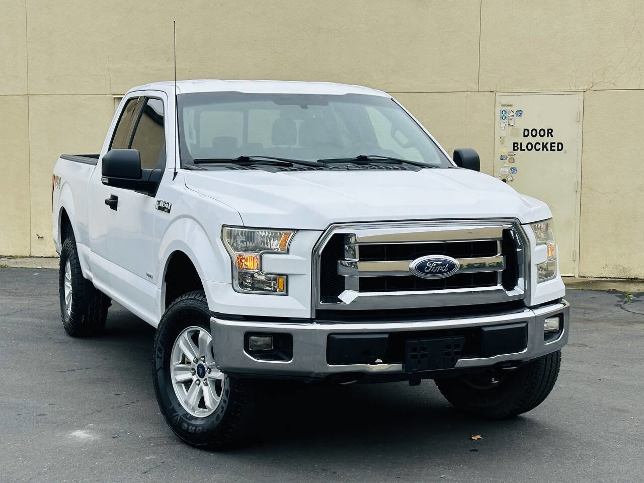 Used 2016 Ford F150 XLT w/ Trailer Tow Package