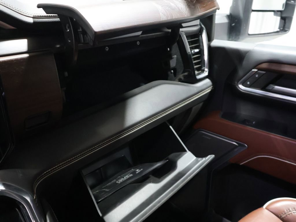 Used 2024 GMC Sierra 2500 Denali Ultimate image 38