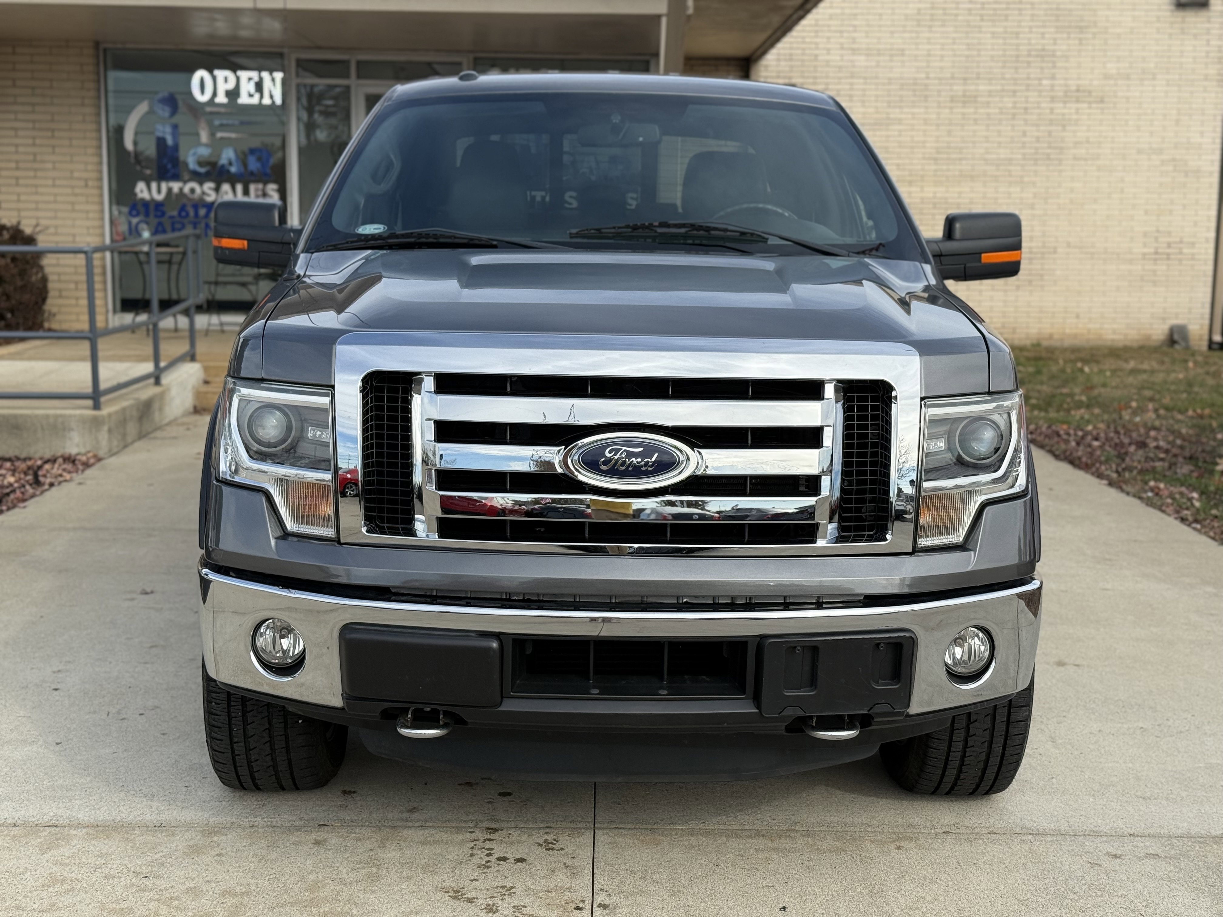 Used 2014 Ford F150 XLT w/ Equipment Group 302A Luxury image 2