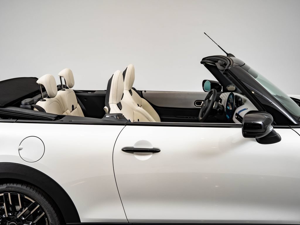 New 2026 MINI Cooper S FWD image 25