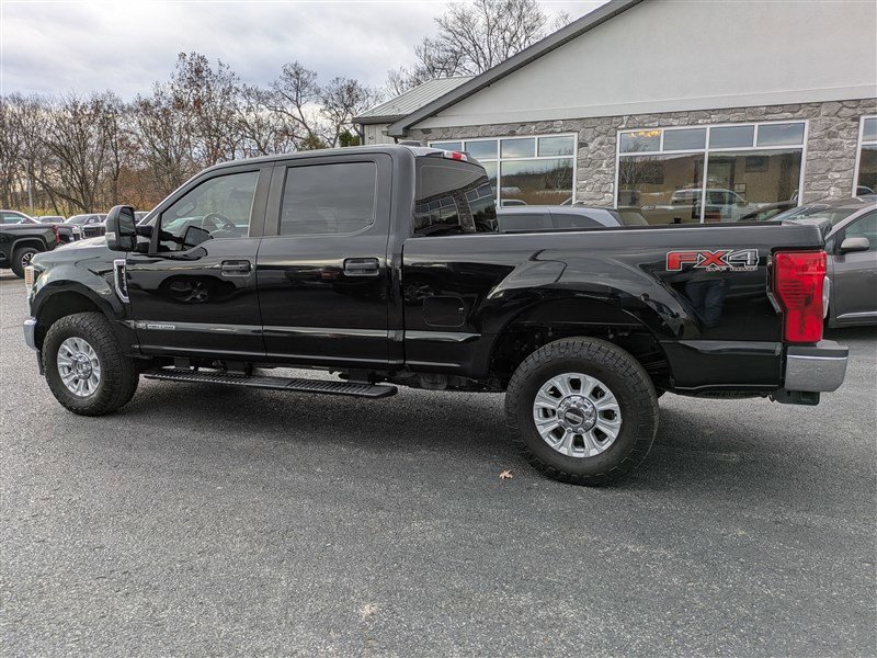 Used 2020 Ford F250 XL w/ STX Appearance Package image 4