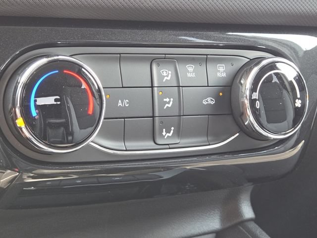 New 2026 Chevrolet TrailBlazer LT w/ Midnight Edition FWD image 26