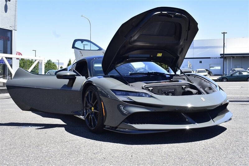 Used 2021 Ferrari SF90 Stradale image 24