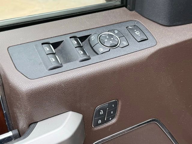 Used 2019 Ford F250 King Ranch w/ King Ranch Ultimate Package AWD/4WD image 21