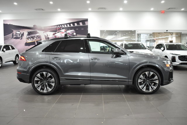 Used 2025 Audi Q8 Premium Plus w/ Premium Plus Package image 12