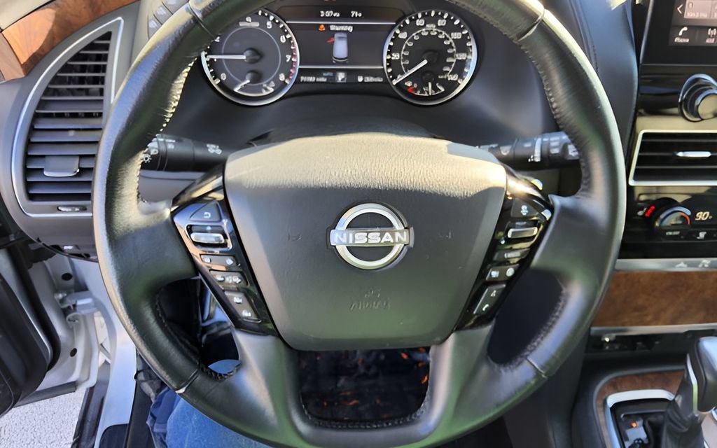 Used 2024 Nissan Armada SL AWD/4WD image 15