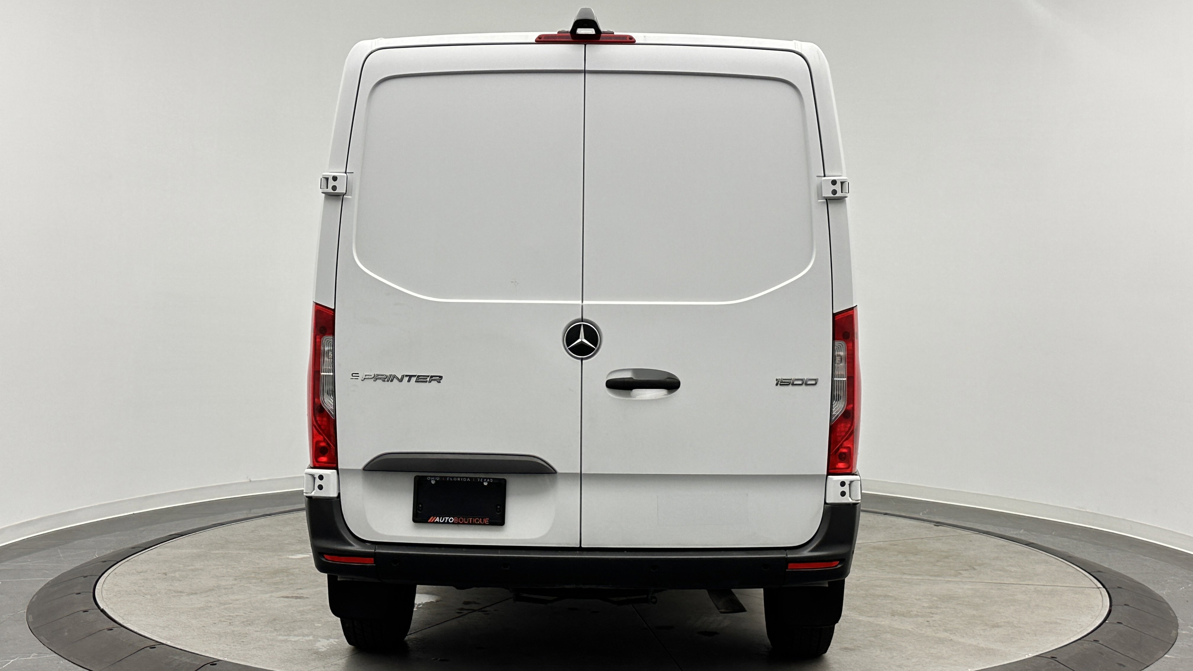 Used 2022 Mercedes-Benz Sprinter 1500 image 6