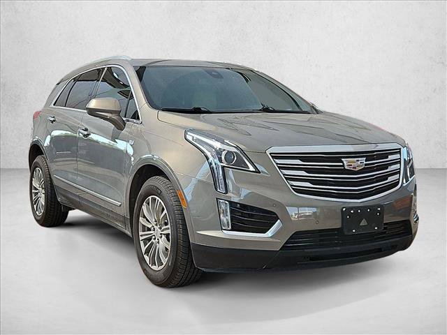 Used 2017 Cadillac XT5 Luxury w/ Driver Awareness Package FWD image 3