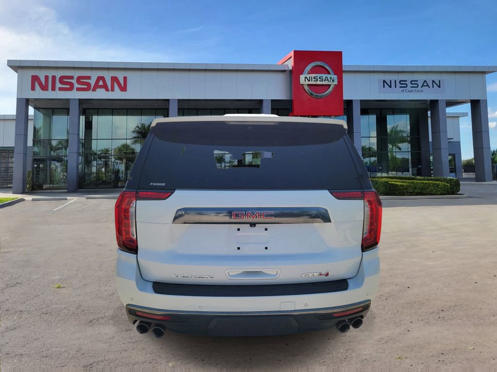 Used 2023 GMC Yukon AT4 w/ AT4 Premium Plus Package image 5