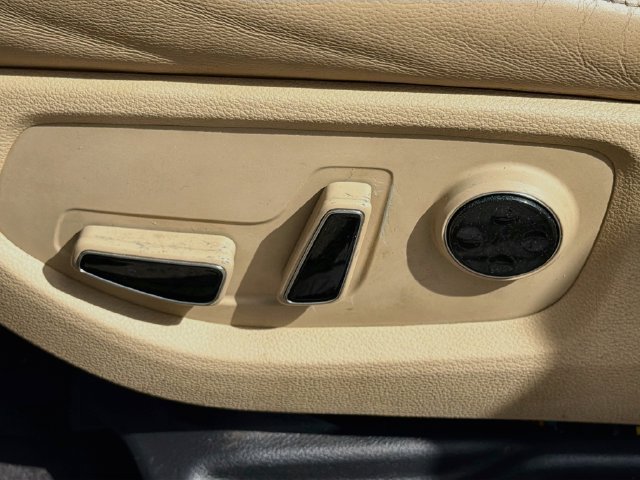 Used 2019 Genesis G80 3.8 RWD image 22
