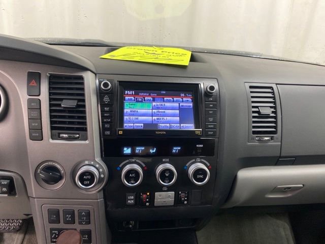 Used 2011 Toyota Sequoia Platinum AWD/4WD image 21