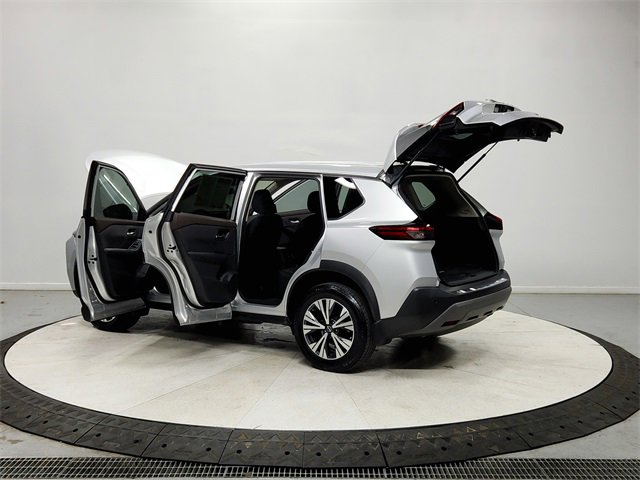 Used 2022 Nissan Rogue SV image 13
