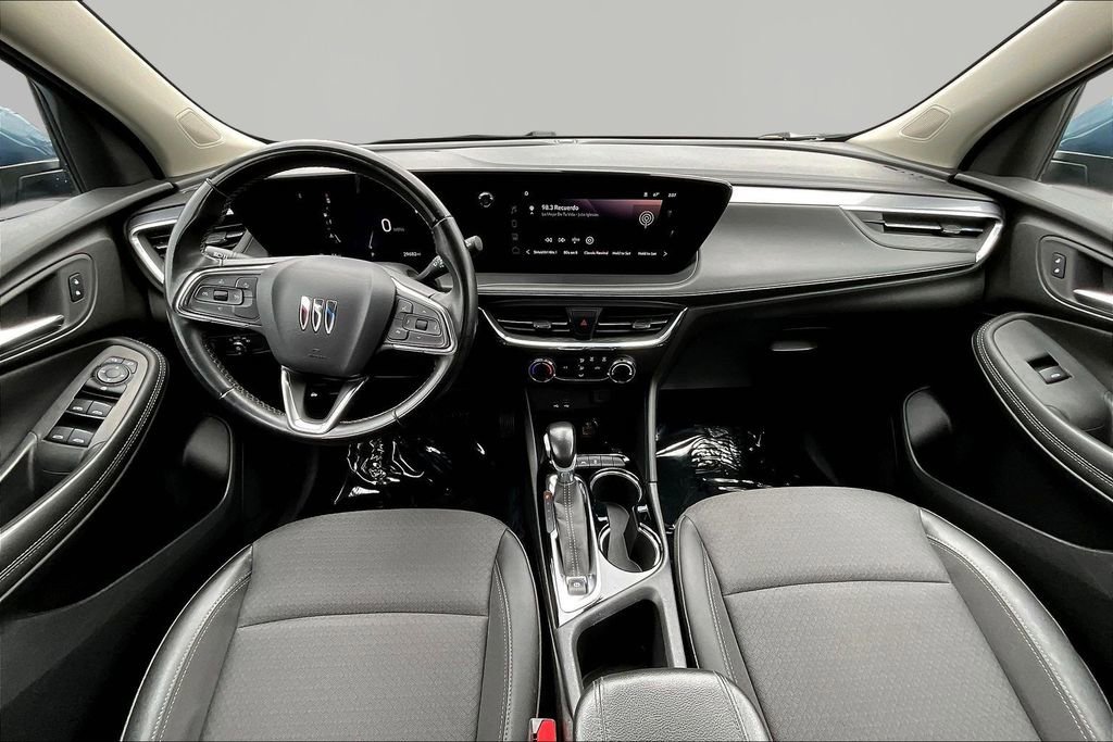Used 2024 Buick Encore GX Preferred FWD image 7