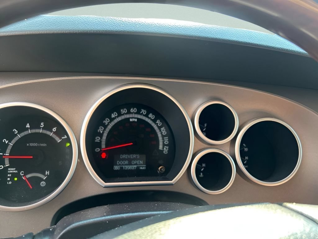 Used 2014 Toyota Sequoia Platinum RWD image 22
