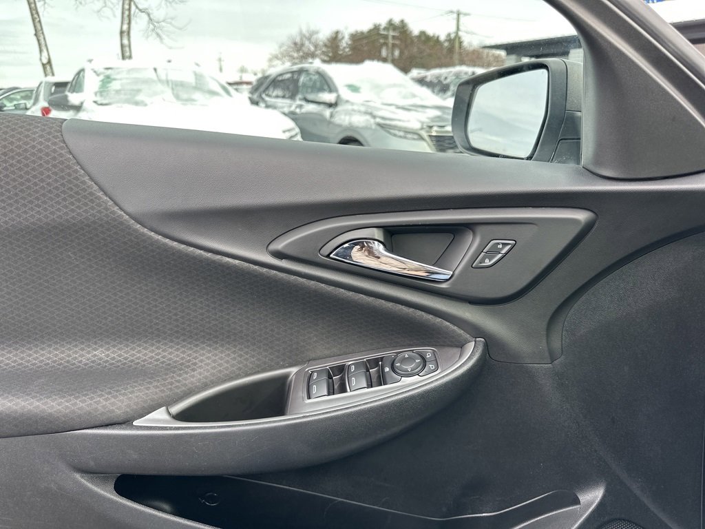 Used 2019 Chevrolet Malibu RS image 15