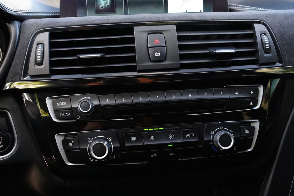 Used 2019 BMW M4 CS w/ Executive Package image 23