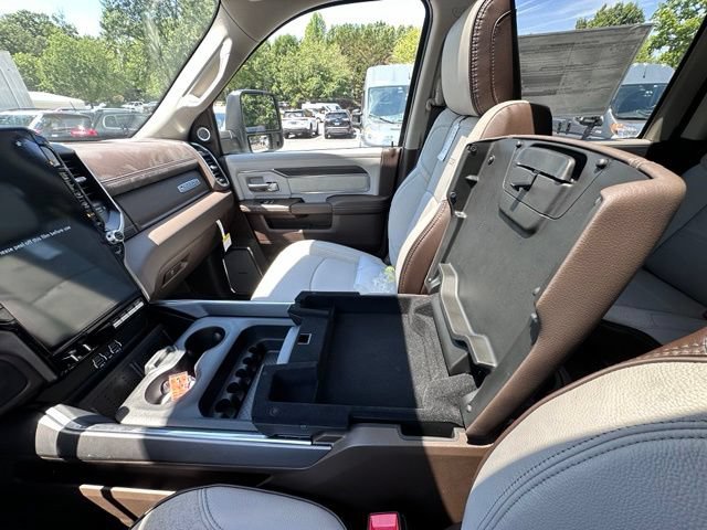 New 2026 RAM 3500 Laramie AWD/4WD image 25