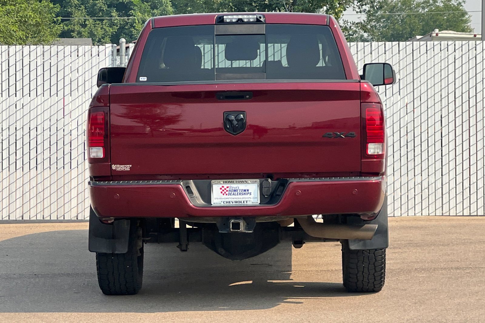Used 2018 RAM 3500 Laramie w/ Sport Appearance Group AWD/4WD image 5