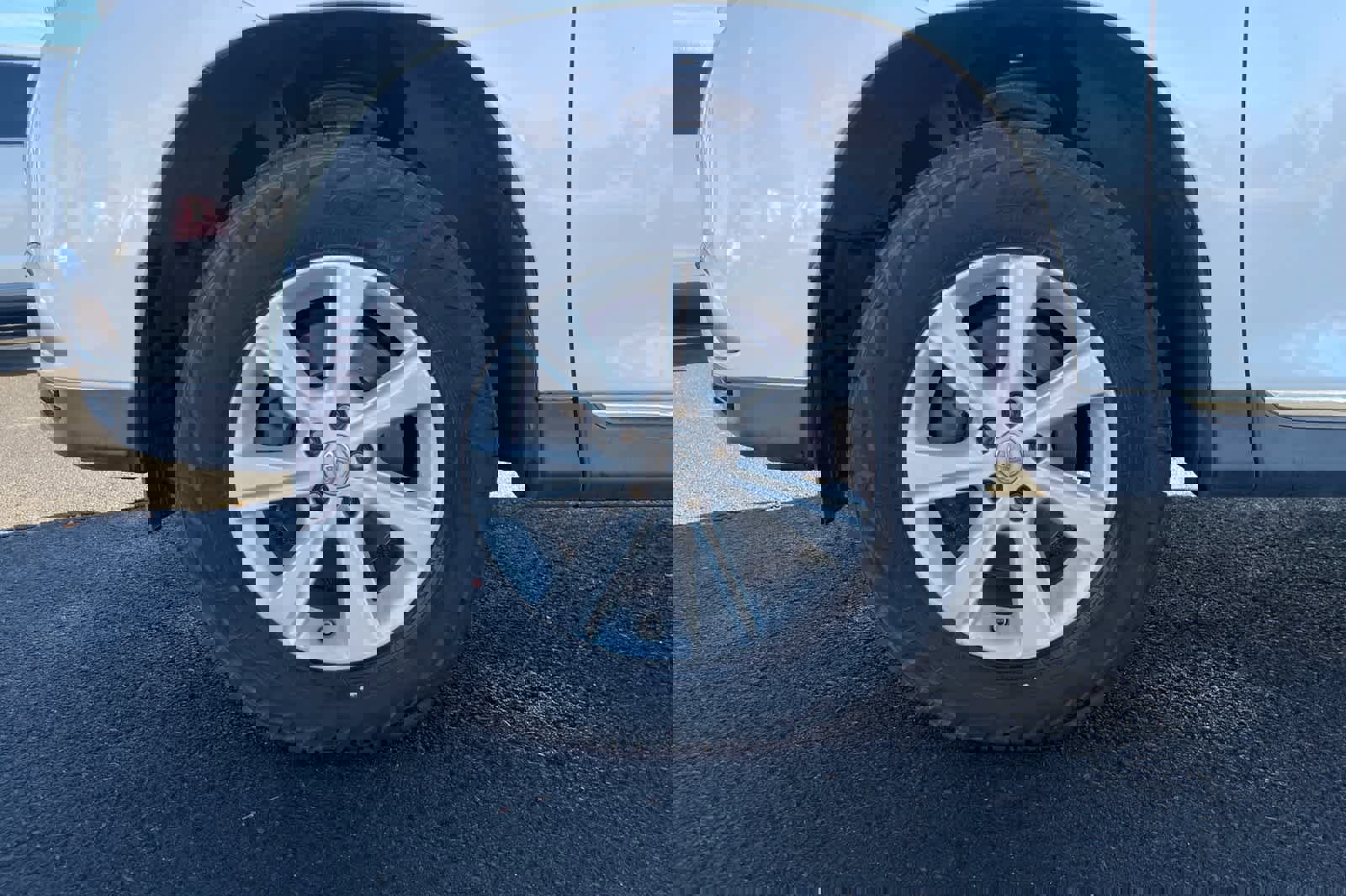 Used 2013 Toyota Highlander SE image 11