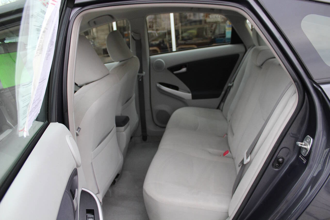 Used 2011 Toyota Prius Three image 12